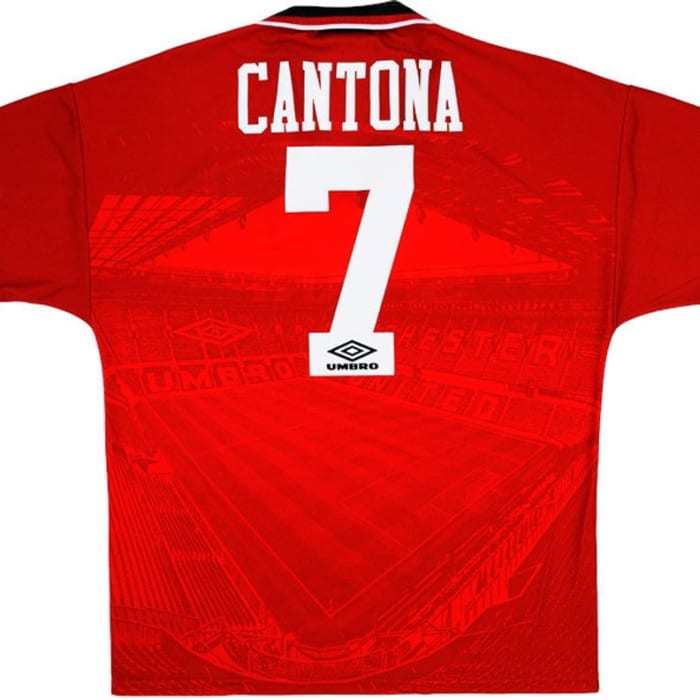 Man U Cantona Back