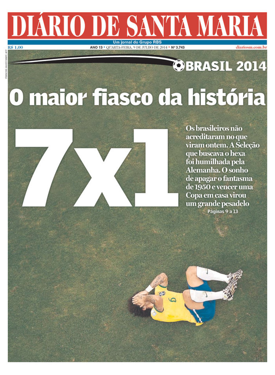 The Biggest Flop in History, reads Diario de Santa Maria (Santa Maria, Brazil)